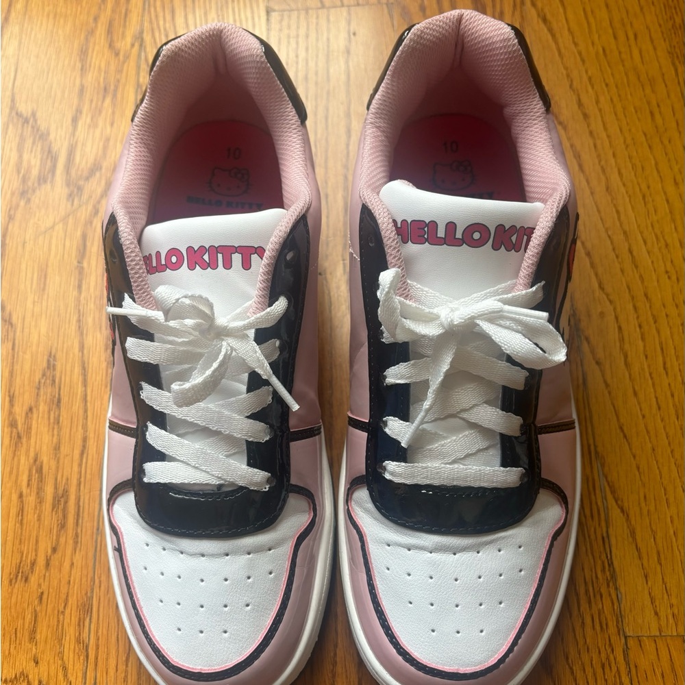 Hello Kitty By Sanrio Pink, Black & White Casual Court Sneakers Women’s Size 10 - Picture 4 of 14